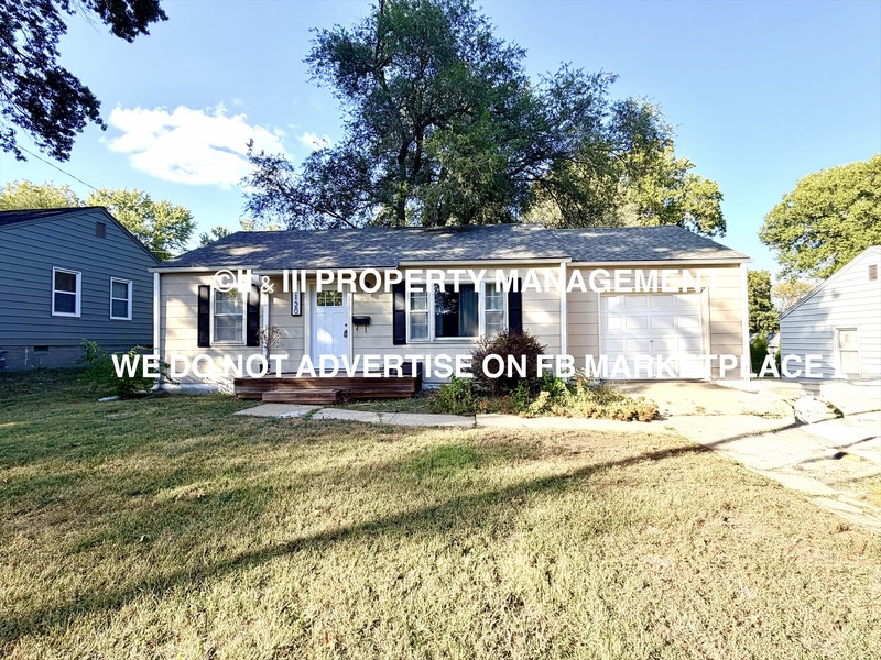 Shawnee House: 11120 West 69th Terrace