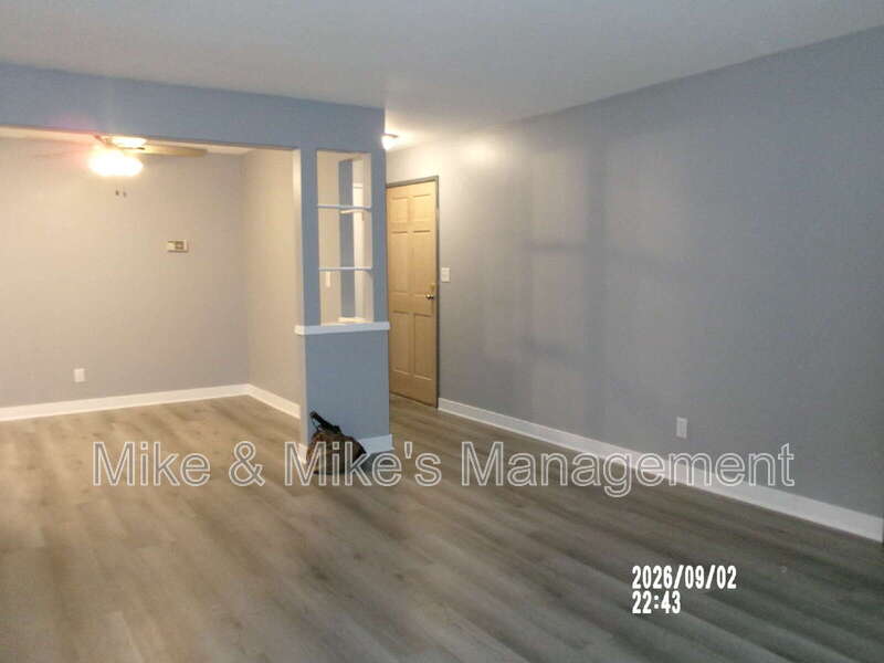 Milwaukee Condo: 7452 N Granville Rd