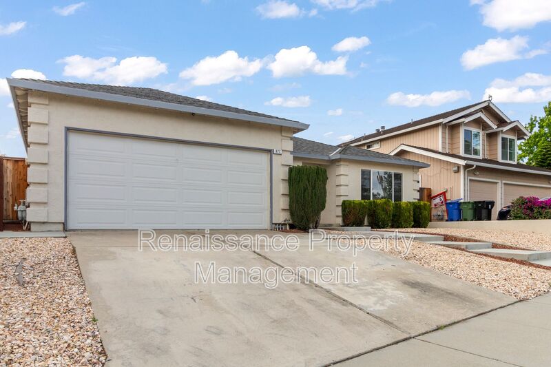 Fremont House: 677 Chardonnay Drive