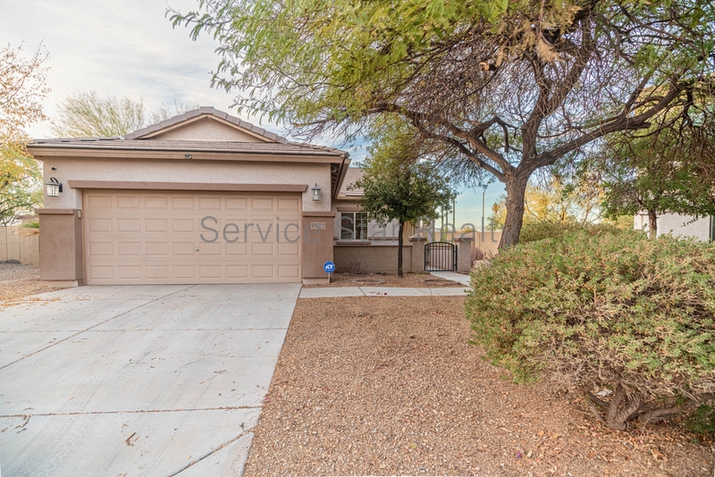 Buckeye House: 224 N 193rd Ave