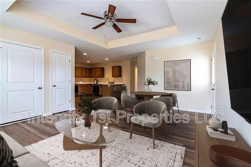 Warrensburg Townhome: 1510 Park Avenue