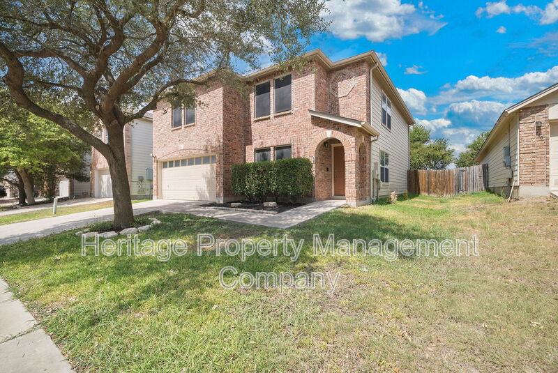 Cibolo House: 136 Longhorn Way