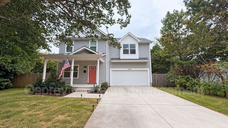 Spacious 4-Bedroom Norfolk Home with 2-Car Garage & Flexible Bonus Space - Photo 2
