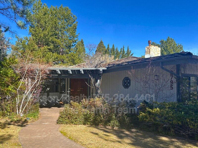 Reno House: 2795 Lake Ridge Shores W
