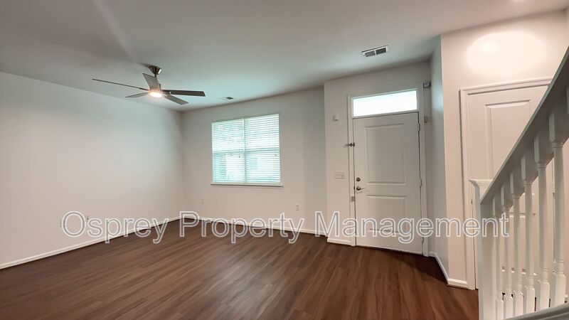 Recently Renovated 3-Bedroom Condo in The Grove at the Arboretum - Photo 5