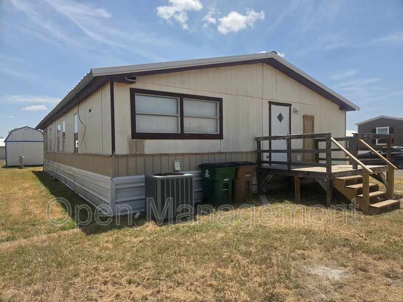 San Angelo House: 3300 Voight Blvd