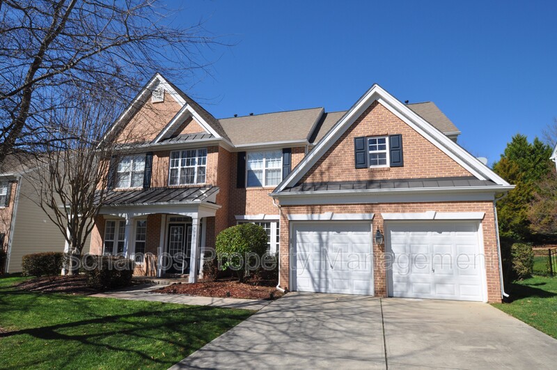 Cary House: 309 Marble Glow Ct
