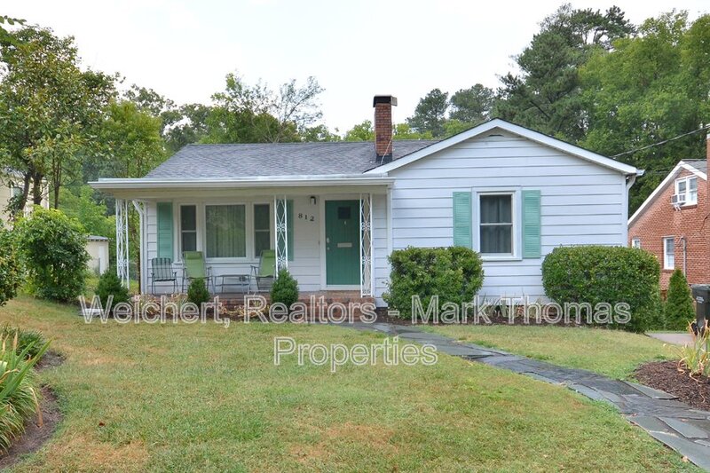 Durham House: 812 W Knox St