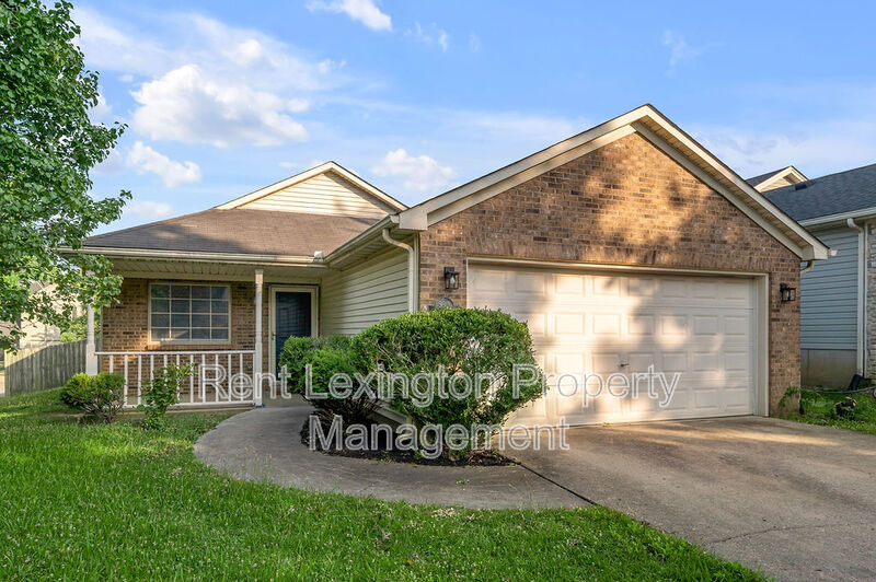Lexington House: 660 Morgan Hills Drive