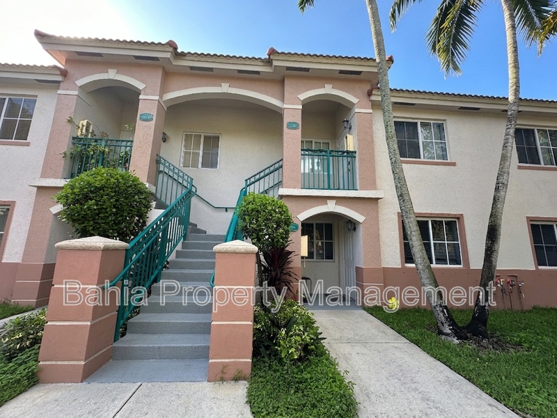 Homestead Condo: 2921 SE 13th Ave
