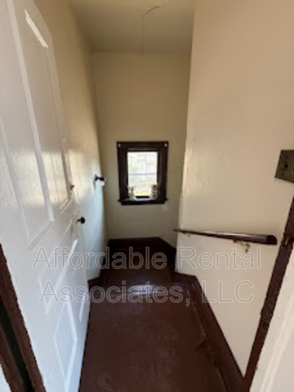 Milwaukee Condo: 1500 W Greenfield Av