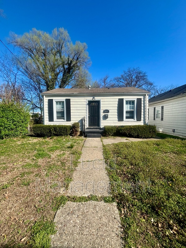 Louisville House: 615 Dresden Avenue