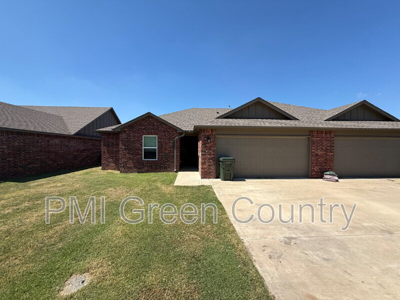 Skiatook Condo: 14709 N 46th W Ave