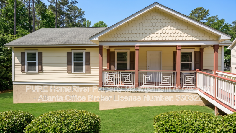 Atlanta House: 3067 Embry Way SE