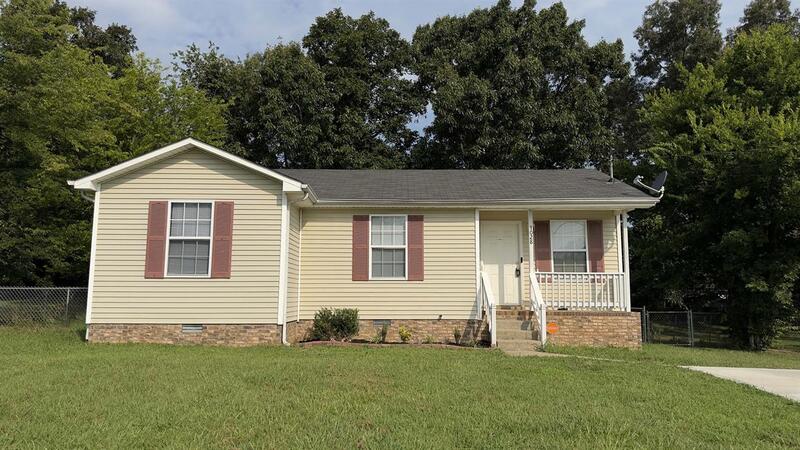Oak Grove House: 1028 Bush Ave