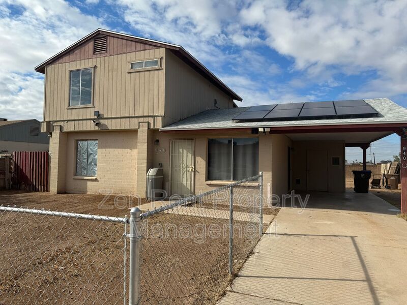 Coolidge House: 940 N Sonora Street