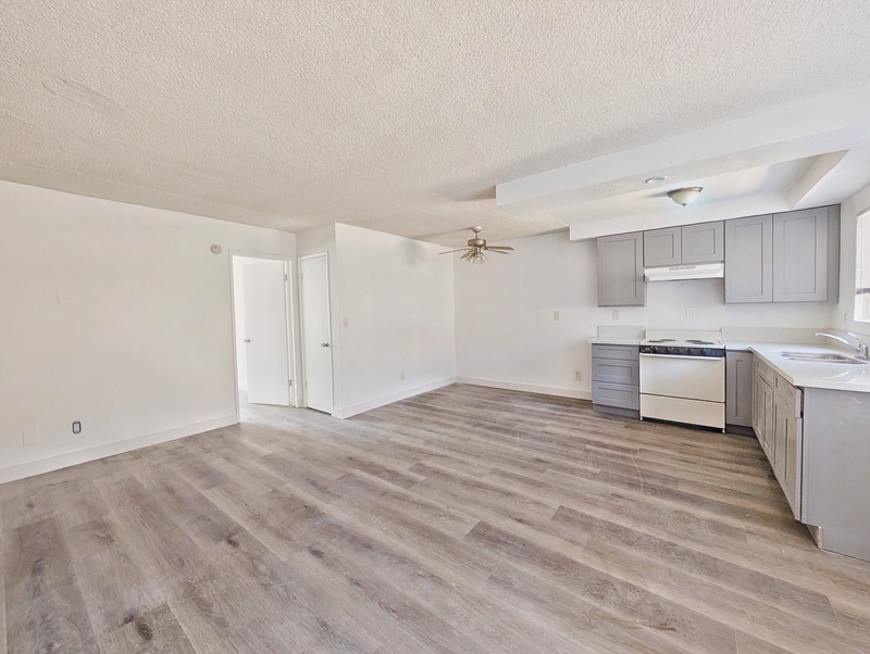 Buena Park Condo: 8061 8th Street