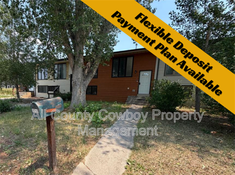 Laramie House: 1463 N 17th St