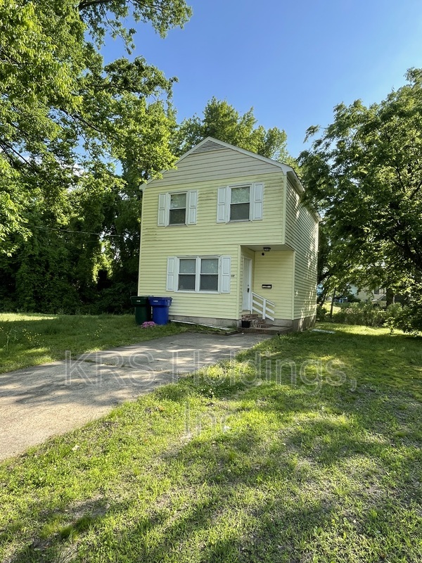 Newport News House: 117 Beechwood Avenue