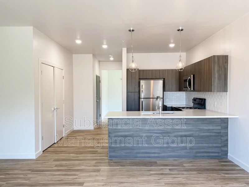 Midwest City Condo: 1677 Midtown Place - 121