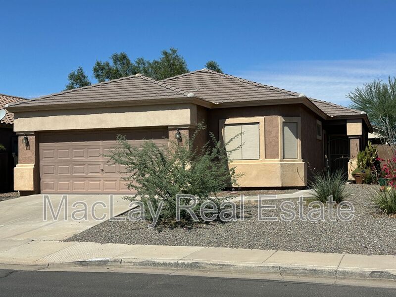 Casa Grande House: 1746 E Chaparral Dr