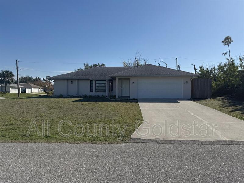 Englewood House: 9513 El Campo Ave