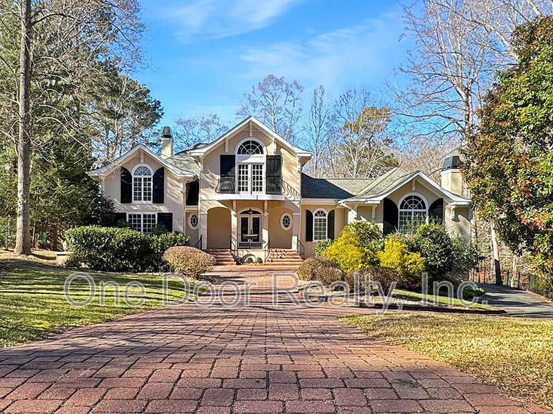 Williamsburg House: 109 Elizabeth Meriwether