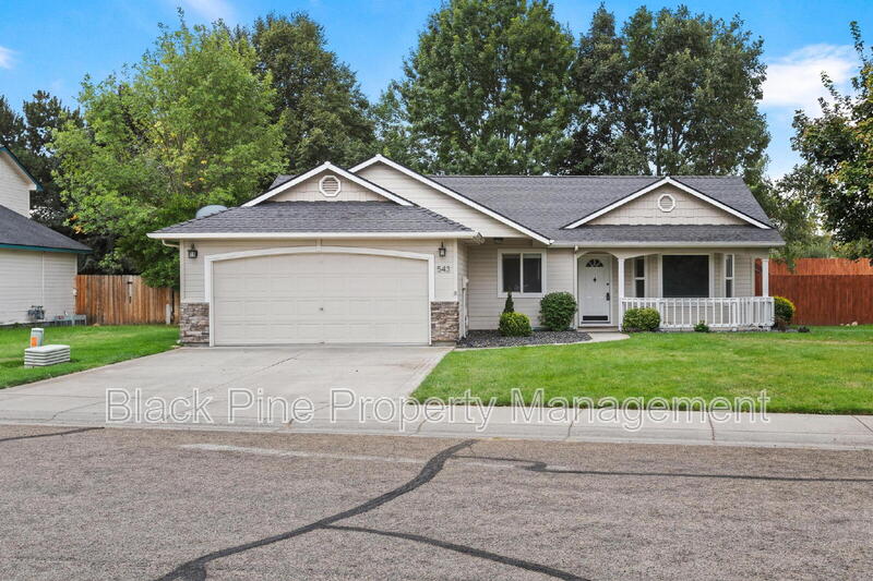 Eagle House: 543 West Bosanka Drive