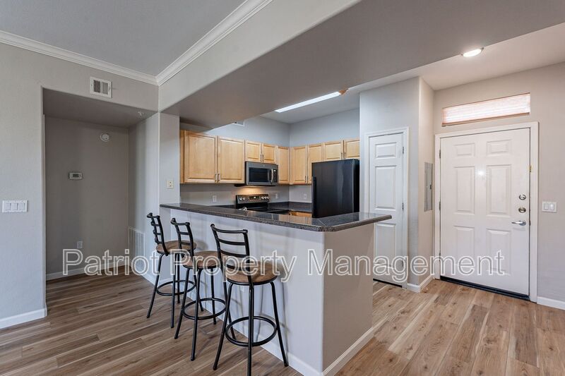 Scottsdale House: 19777 N 76th St