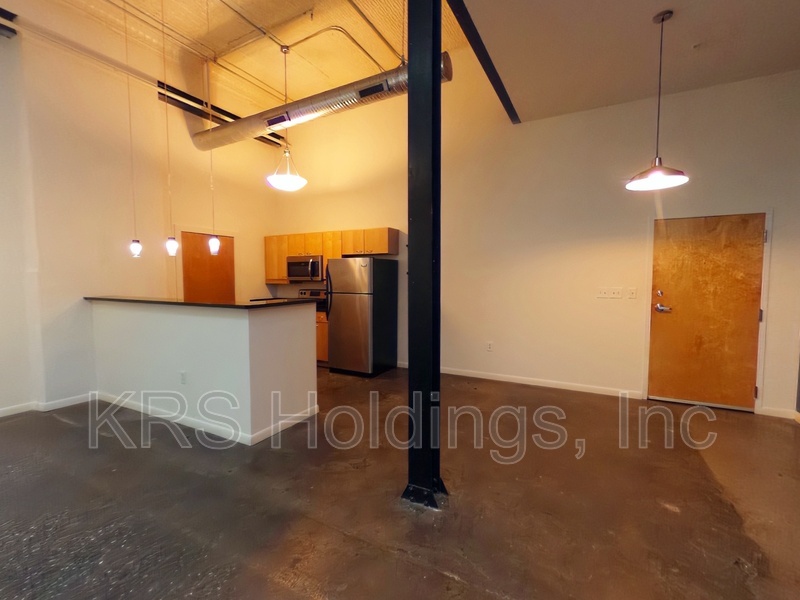 Richmond Condo: 1011 W Marshall St