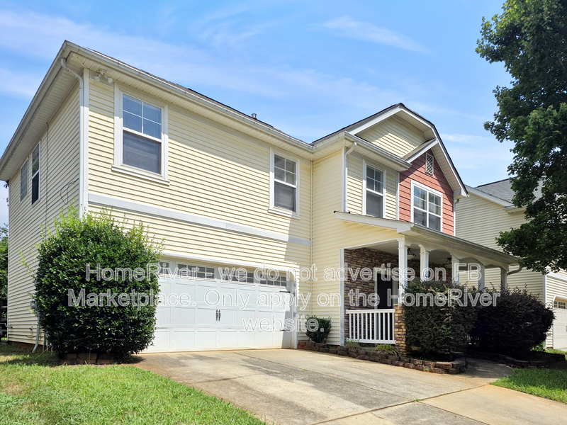 Charlotte House: 5027 Stone Park Dr