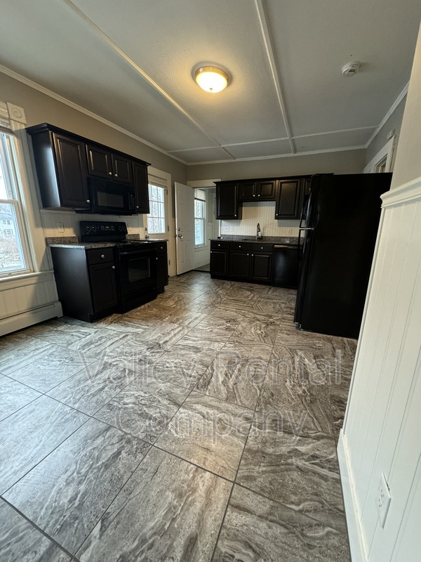 Agawam Condo: 86 Bridge Street - 2