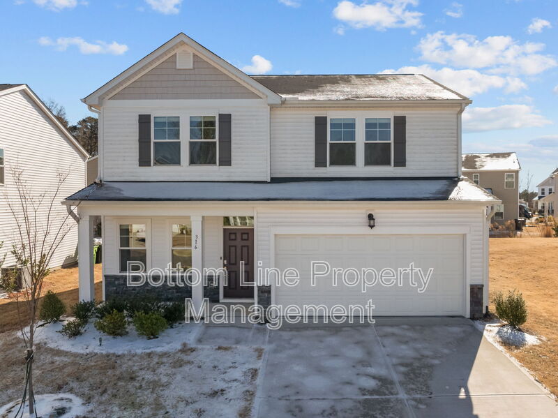 Wendell House: 316 Willard ForestDr