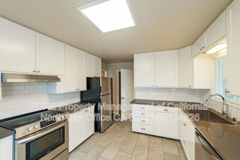 Santa Rosa House: 1259 Calistoga Rd