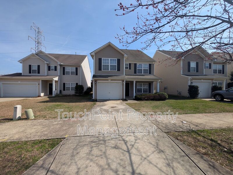 Charlotte House: 11307 Breezehill Ln