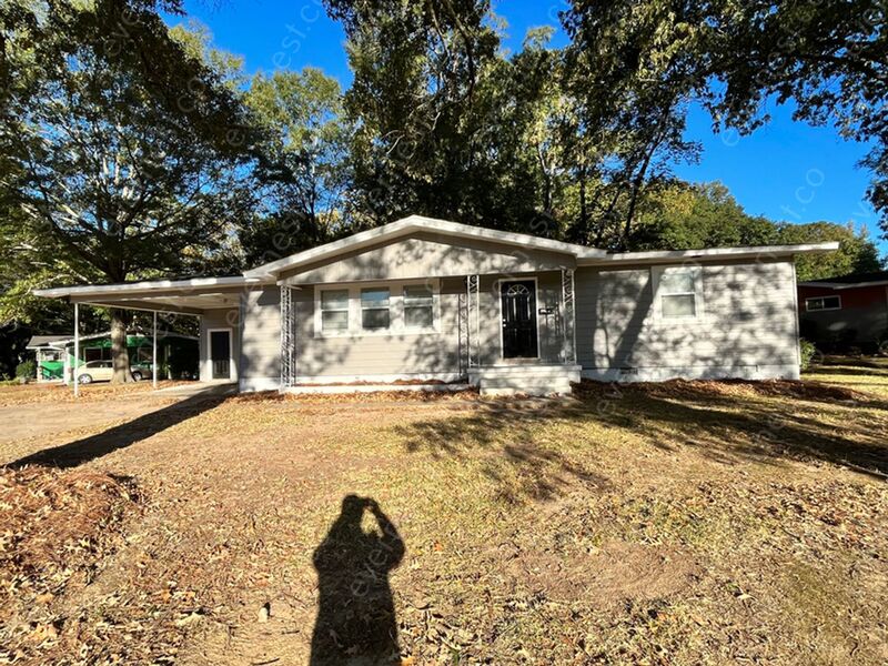 Request a Viewing for 4207 Azalea Drive Tenant Turner