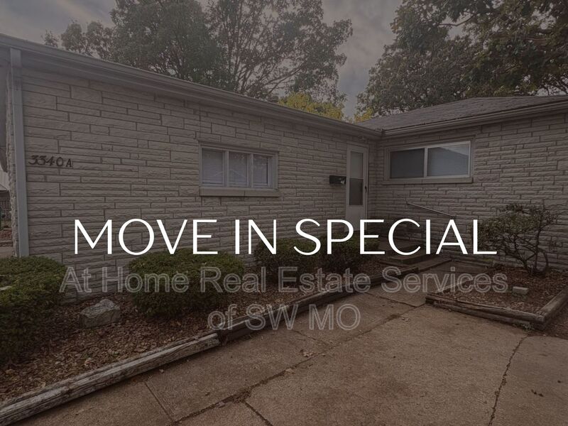 Springfield Condo: 3340 E Portland