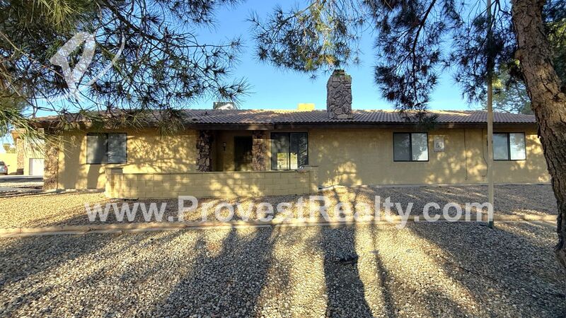 Apple Valley House: 15727 Tuscola Rd.