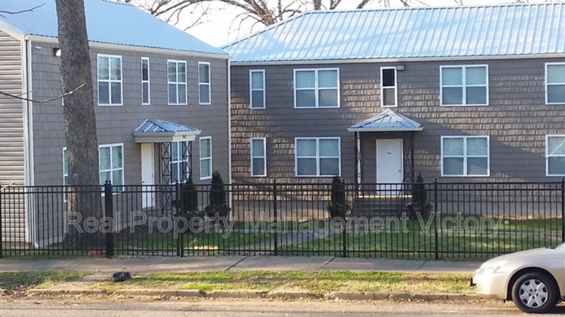 Birmingham House: 4266 4th Ave S