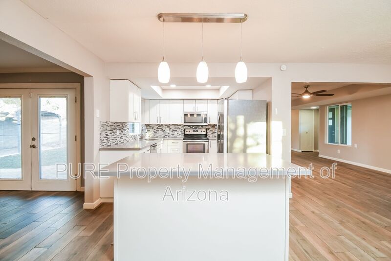 Mesa House: 1808 W Keating Ave