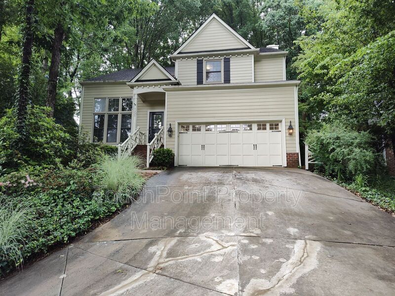 Charlotte House: 7235 Kinsmore Lane