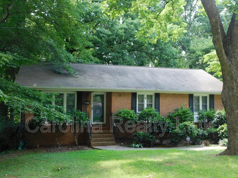 Charlotte House: 6300 Candlewood Dr