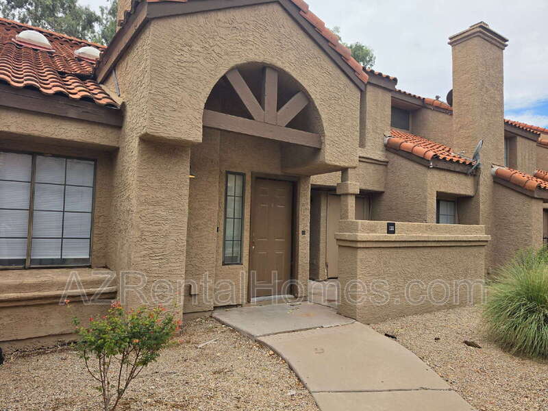 Tempe Condo: 819 N College Ave #I-121
