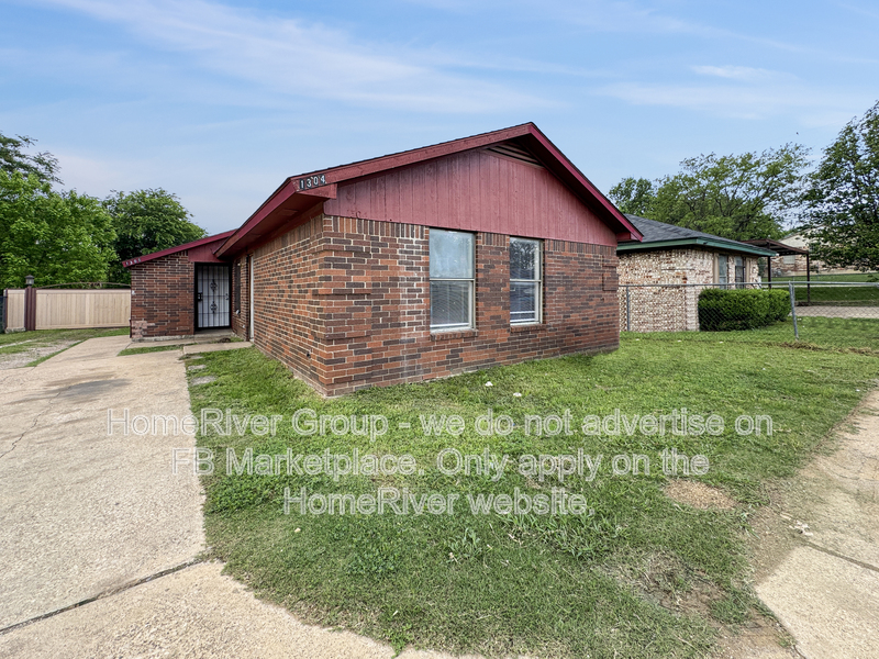 Fort Worth Condo: 1304 Meriweather Ave