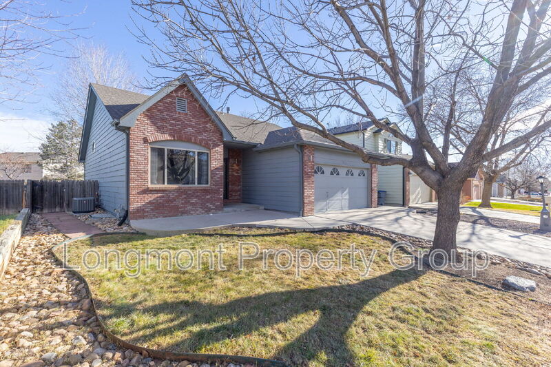 Longmont House: 2306 Steele Street