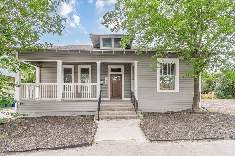 San Antonio House: 1022 Nolan Street