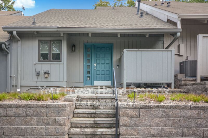 Brookhaven Townhome: 1415 N Druid Hills Rd Ne