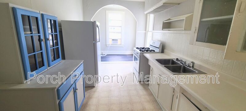 Pensacola Condo: 217 W Belmont St