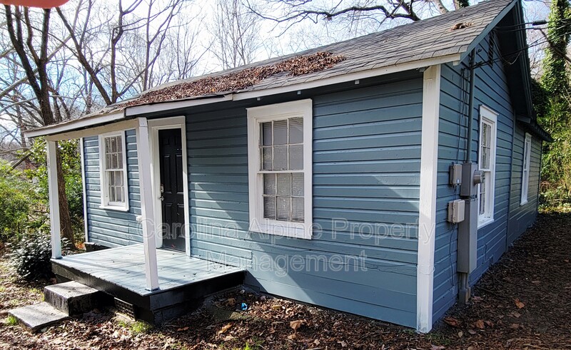 Gastonia House: 104 Plum Tree Ln