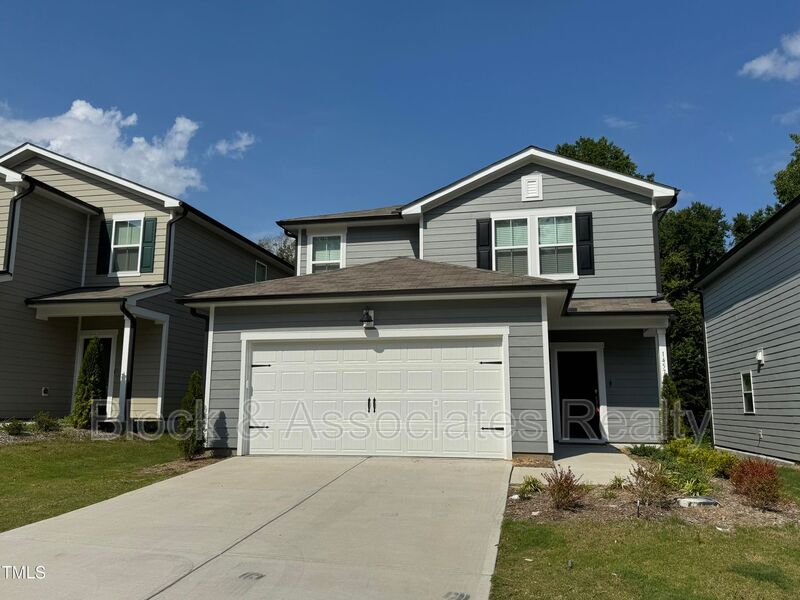 Wendell House: 1457 Rhodes Pond St